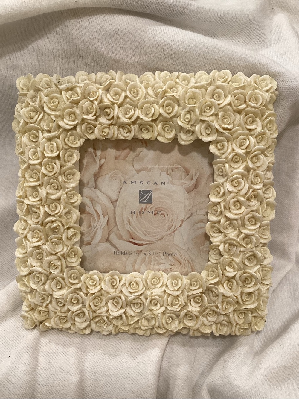 Amscan Cream Rose Cluster Decorative Photo Frame